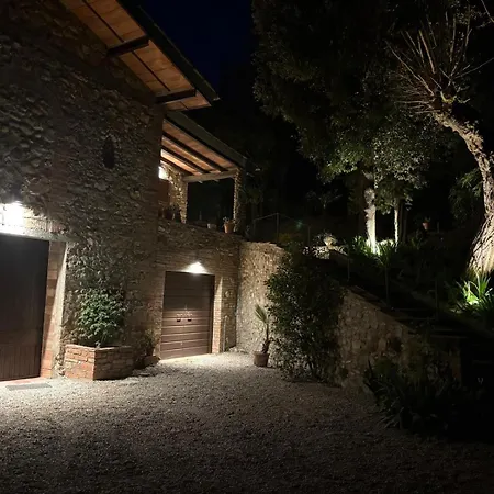 Your Tuscan Hideaway At Le Pietre Vive Frühstückspension 3*